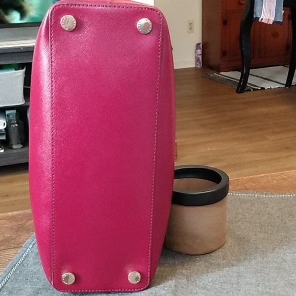 Michael Kors Savannah Large Satchel - Picture 5 of 16